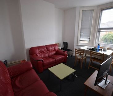 5 BED Student property - Photo 1