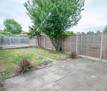 2 bedroom semi-detached house to rent - Photo 6