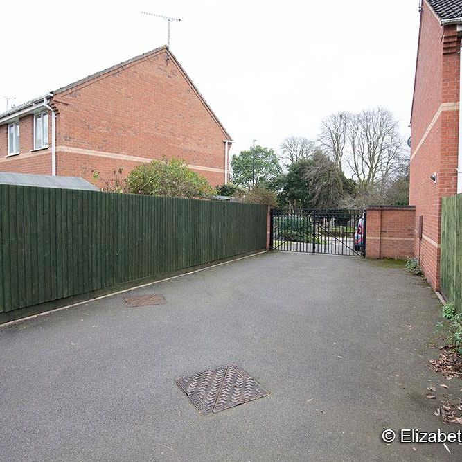 Quarryfield Lane, Cheylesmore, Coventry - Photo 1