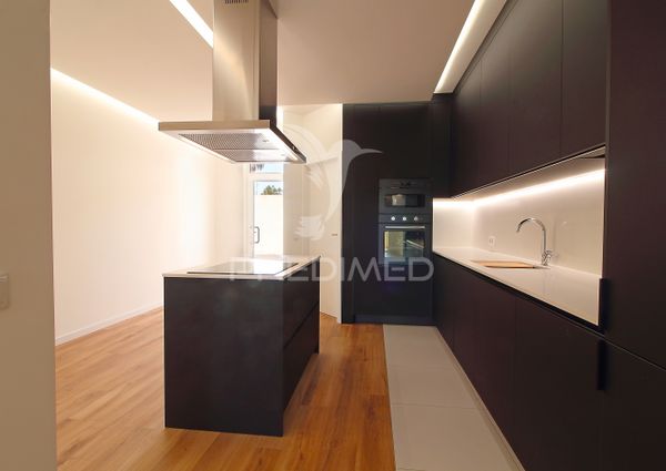 Apartamento T2+1 em Faro