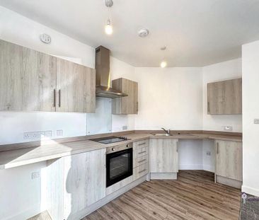 2 bedroom flat to rent - Photo 5