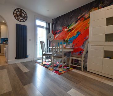 2 bedroom Property to rent - Photo 2