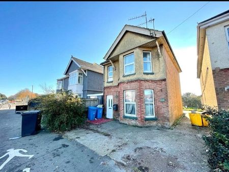 Wallisdown Road, Poole, Dorset, BH12 - Photo 3