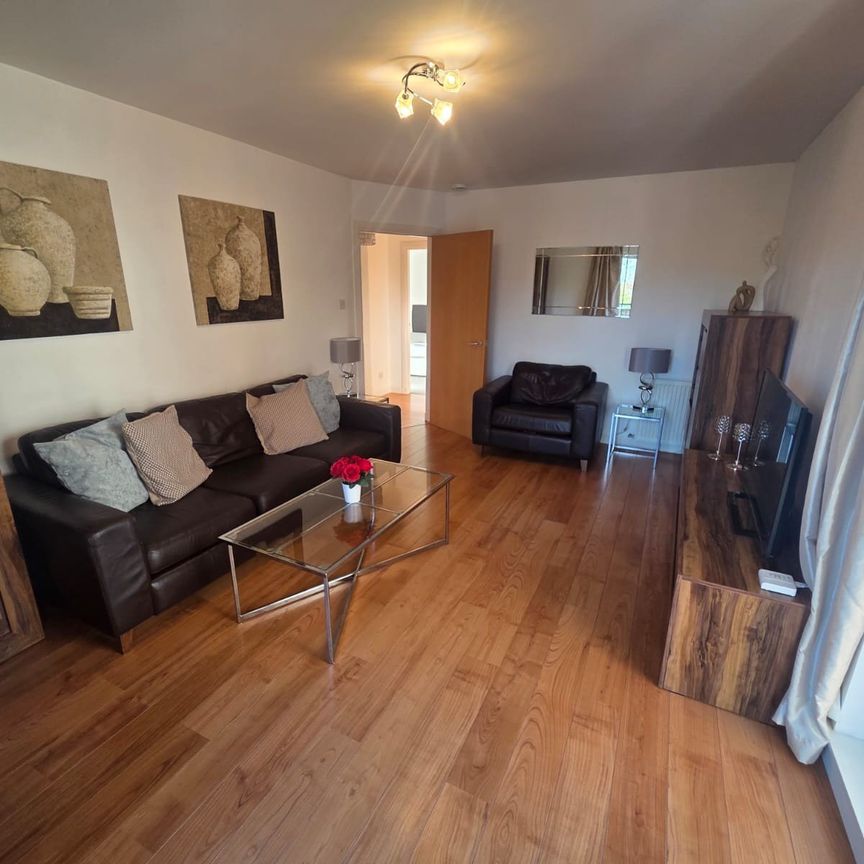 Shaw Crescent, Aberdeen - Photo 1