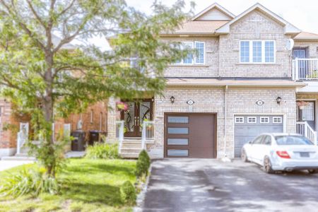 For Lease - 28 Sugarberry Drive, Brampton, Ontario - Photo 2