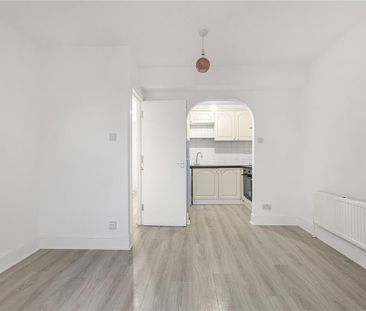 1 bedroom penthouse to rent - Photo 1