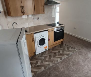 F7, 1 West Luton Place, Adamsdown, Cardiff, CF24 0EW - Photo 6