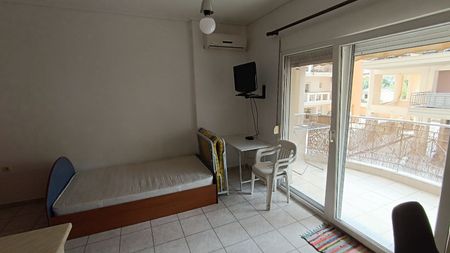Studio/Γκαρσονιέρα για ενοικίαση Δικαστήρια (Κομοτηνή) - Φωτογραφία 4