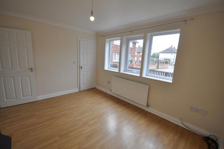 Haynes Grove, Doncaster - Photo 2