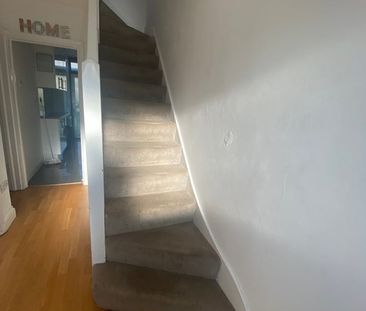 3 Bed Terraced House, Long Elmes, HA3 - Photo 4