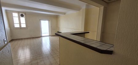 Location Appartement 1 pièce 41m² MONTPELLIER 34080 - Photo 2