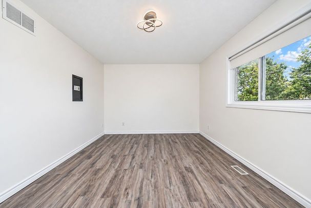 For Lease - 195 Vodden Street Unit# Main, Brampton, Ontario - Photo 1