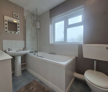 Ashfield Crescent, Wollescote, Stourbridge, DY9 - Photo 1