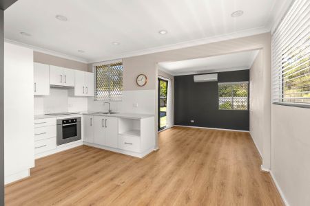 51 Mahogany Crescent, Gateshead NSW 2290 - House For Rent | Domain - Photo 3