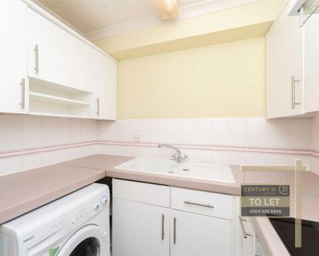 Studio to rent - Photo 3