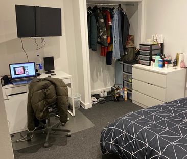 8 Bed Terraced House, Daneshill Road, LE3 - Photo 4