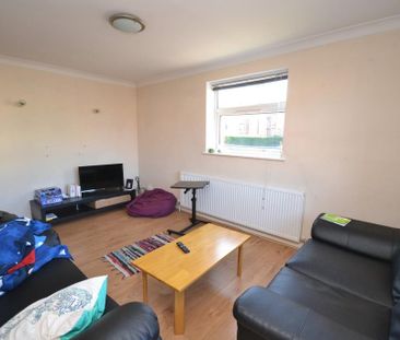 3 bedroom house share to rent - Photo 3