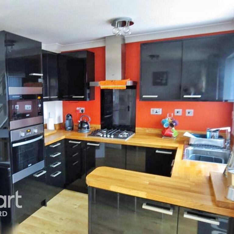 3 bedroom terraced house to rent - Photo 1