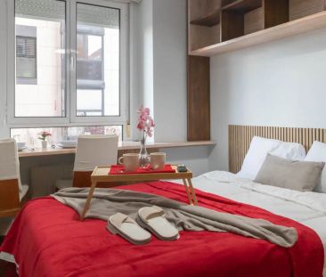 Room in a shared 5-bedroom apartment for rent in Costillares. - Foto 1