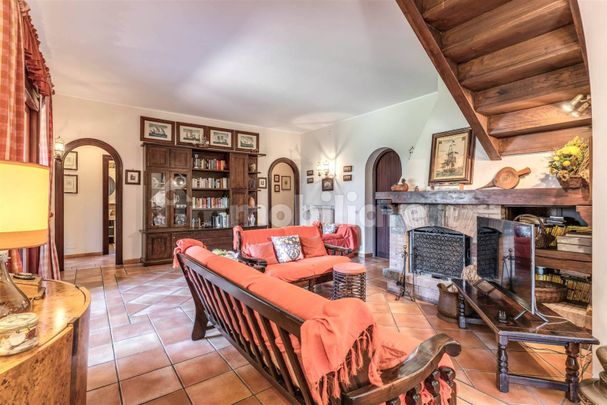 Villa unifamiliare via Giulianova, Fregene, Fiumicino - Photo 1