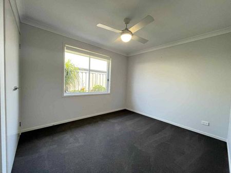 Spacious family home in a quiet South Nowra pocket - Photo 5