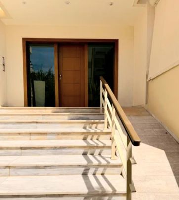 Διαμέρισμα για ενοικίαση Κάτω Γλυφάδα (Γλυφάδα) - Photo 1