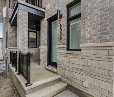 For Lease - 802 Ninaatik Place Unit# B, Blossom Park - Airport and ... - Photo 3