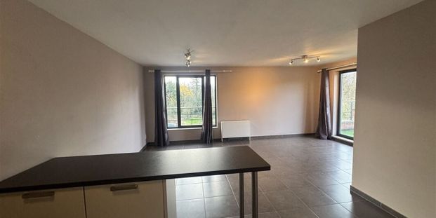 Appartement te huur in Péruwelz voor € 725 met 1 slaapkamer - Photo 1