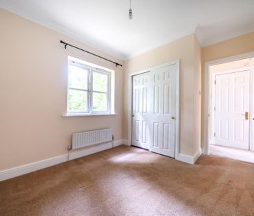 3 bedroom terraced house to rent - Photo 4