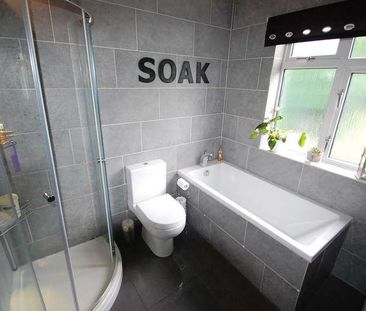 Lyndham Avenue, Burton Upon Trent, Stapenhill, DE15 - Photo 1