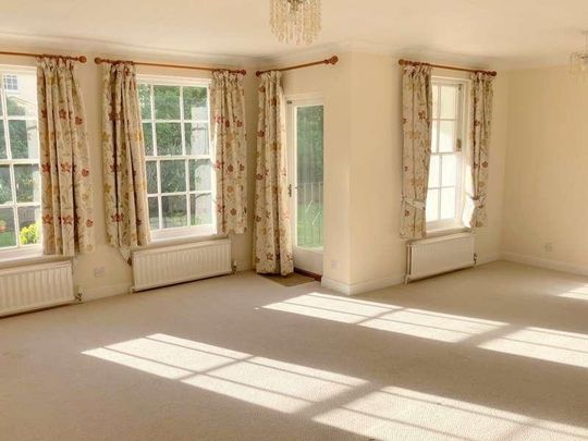 West Hill Court, Budleigh Salterton, EX9 - Photo 1