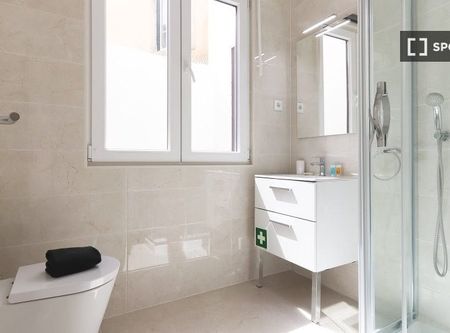 lisbon, Lisbon 2710-555 - Photo 4