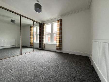 House - Terraced For Rent Manners Road, Southsea - Photo 5
