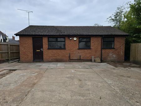 2 bedroom detached bungalow to rent - Photo 5