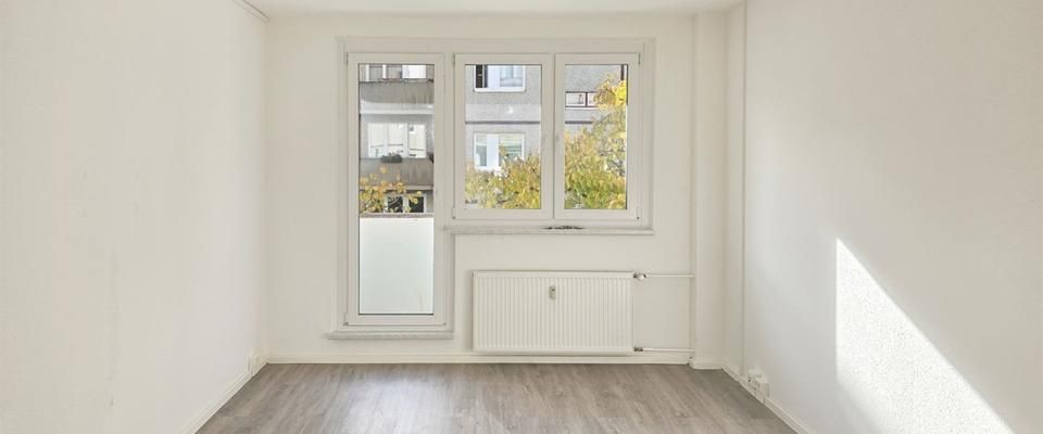 Schöne, helle 2-Zimmer-Wohnung mit Balkon - Photo 1