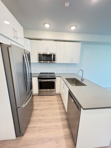 Newly Renovated One Bedroom in Area of Guildford - Photo 4