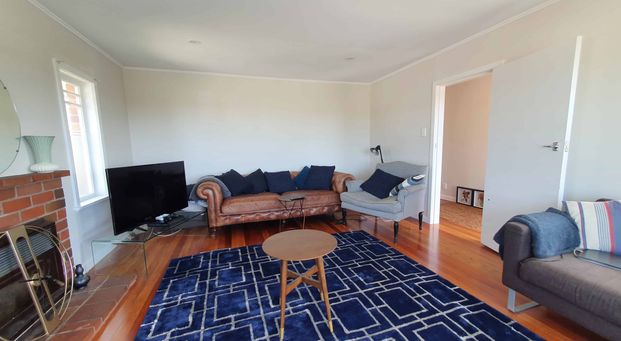 Walking to Mags - Photo 1