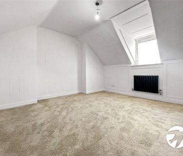 4 bedroom terraced house to rent - Photo 4