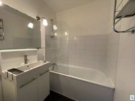 Location Appartement 2 pièces 46m² - Photo 4