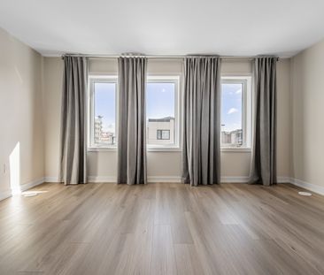 For Lease - 590 North Service Road Unit# 18, Hamilton, Ontario - Photo 3