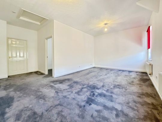 1 bedroom Apartment to let - Photo 1