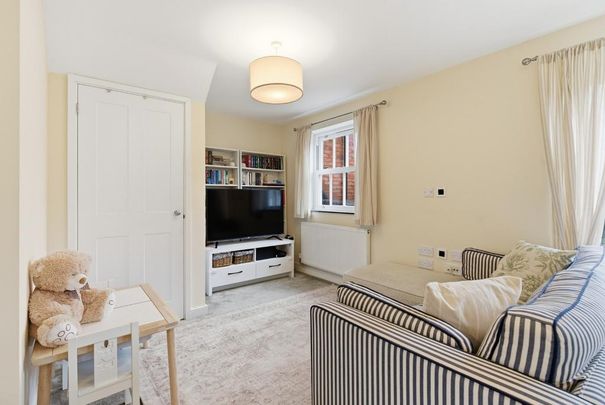 2 bedroom detached house to rent - Photo 1