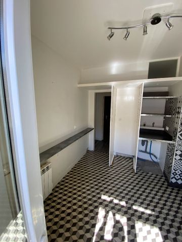 Apartment - Photo 2