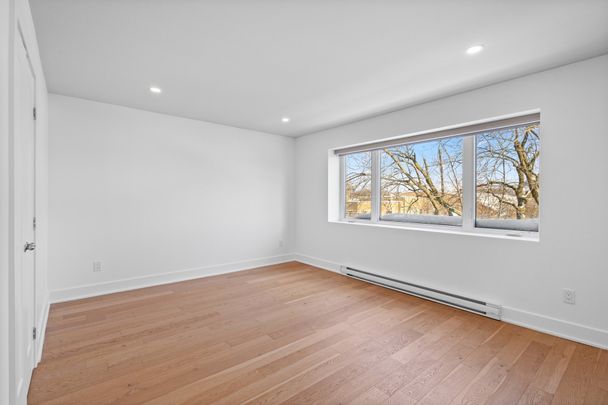 Condo for rent, Mont-Royal - Photo 1