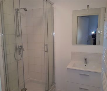 Location Appartement 2 pièces 33m² LILLE 59800 - Photo 4