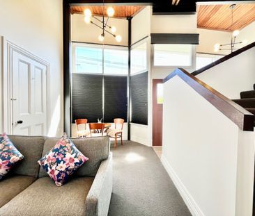 Beautiful Self Contained Studio - Photo 1