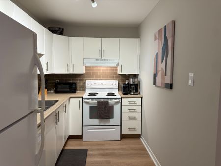 For Lease - 2 Trafalgar Road Unit# 2, Collingwood, Ontario - Photo 4