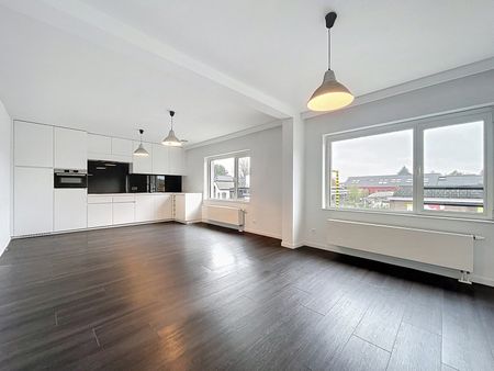 Lichtrijk appartement in hartje Nazareth/De Pinte - Foto 2