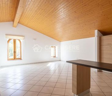 LUMINOSO 3.5 LOCALI MANSARDATO A SIGIRINO - Foto 3