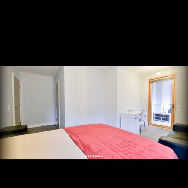 Room in a Shared Flat, London, E14 - Photo 1